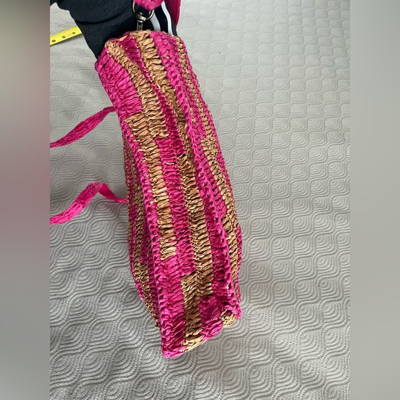 🆕 Free People Brunch Date crossbody clutch in pink punch - Picture 6 of 12